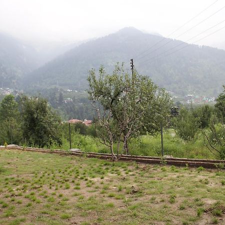 מנאלי White Mushroom Skye Meadows מראה חיצוני תמונה